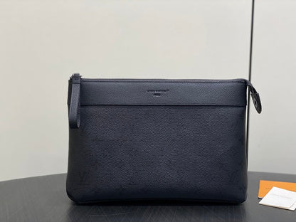 Anum Bags ln Luxury Bag --96527