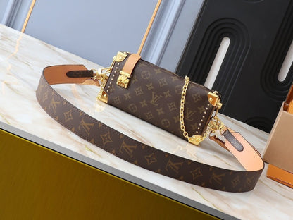 Anum Bags ln Luxury Bag --76615