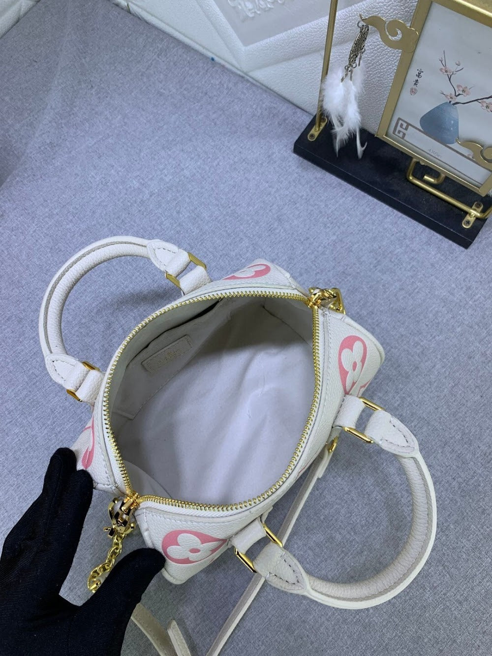 Anum Bags ln Luxury Bag --75771