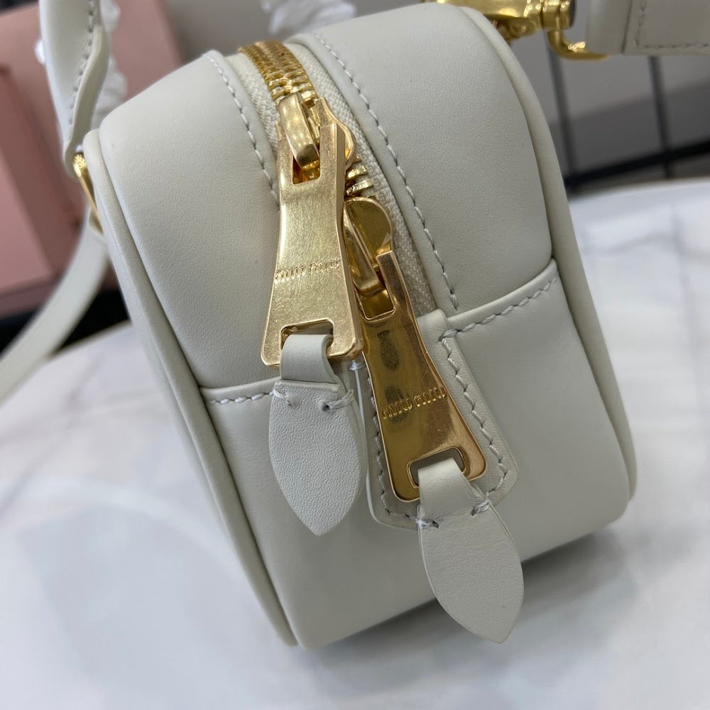 Anum Bags Miun Miun Luxury Bag --122189