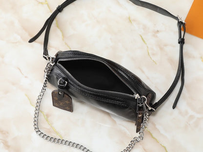 Anum Bags ln Luxury Bag --77197
