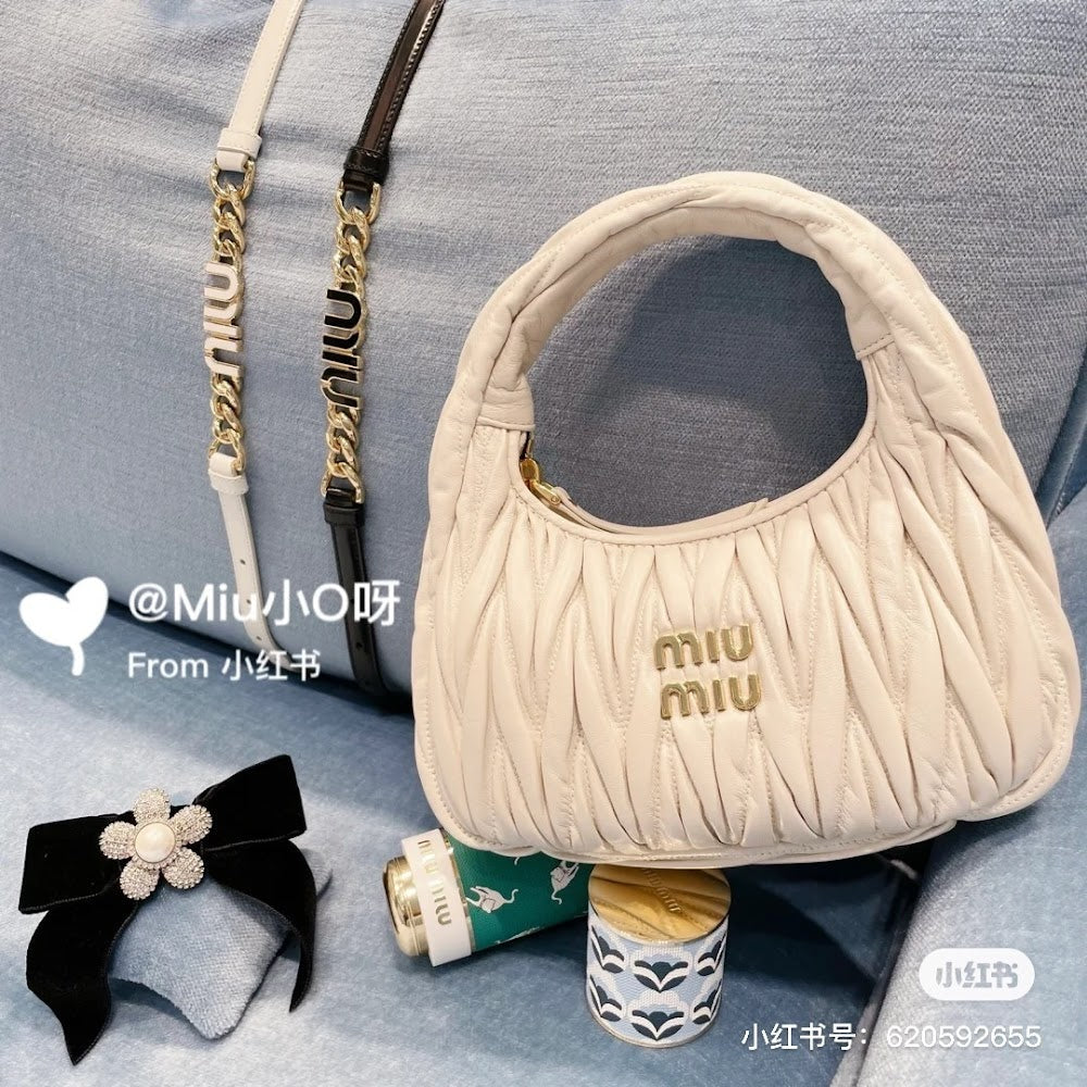 Anum Bags Miun Miun Luxury Bag --123326