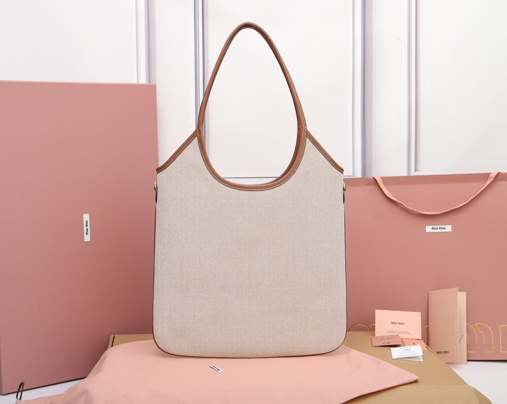 Anum Bags Miun Miun Luxury Bag --123623