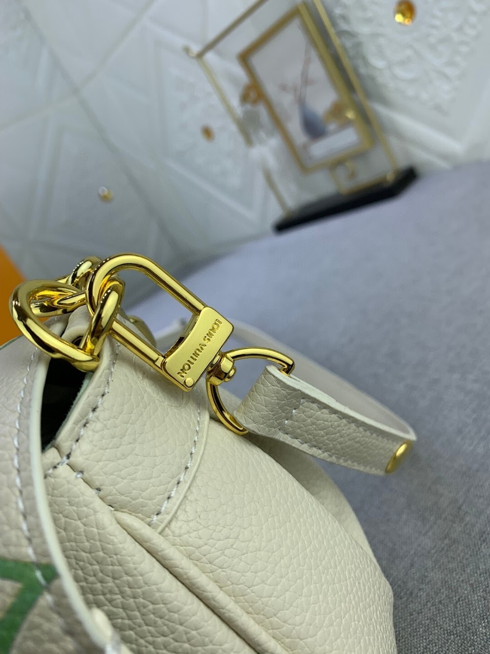 Anum Bags ln Luxury Bag --76077