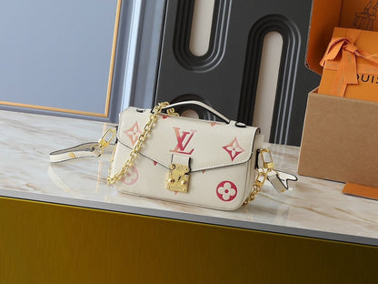 Anum Bags ln Luxury Bag --77013