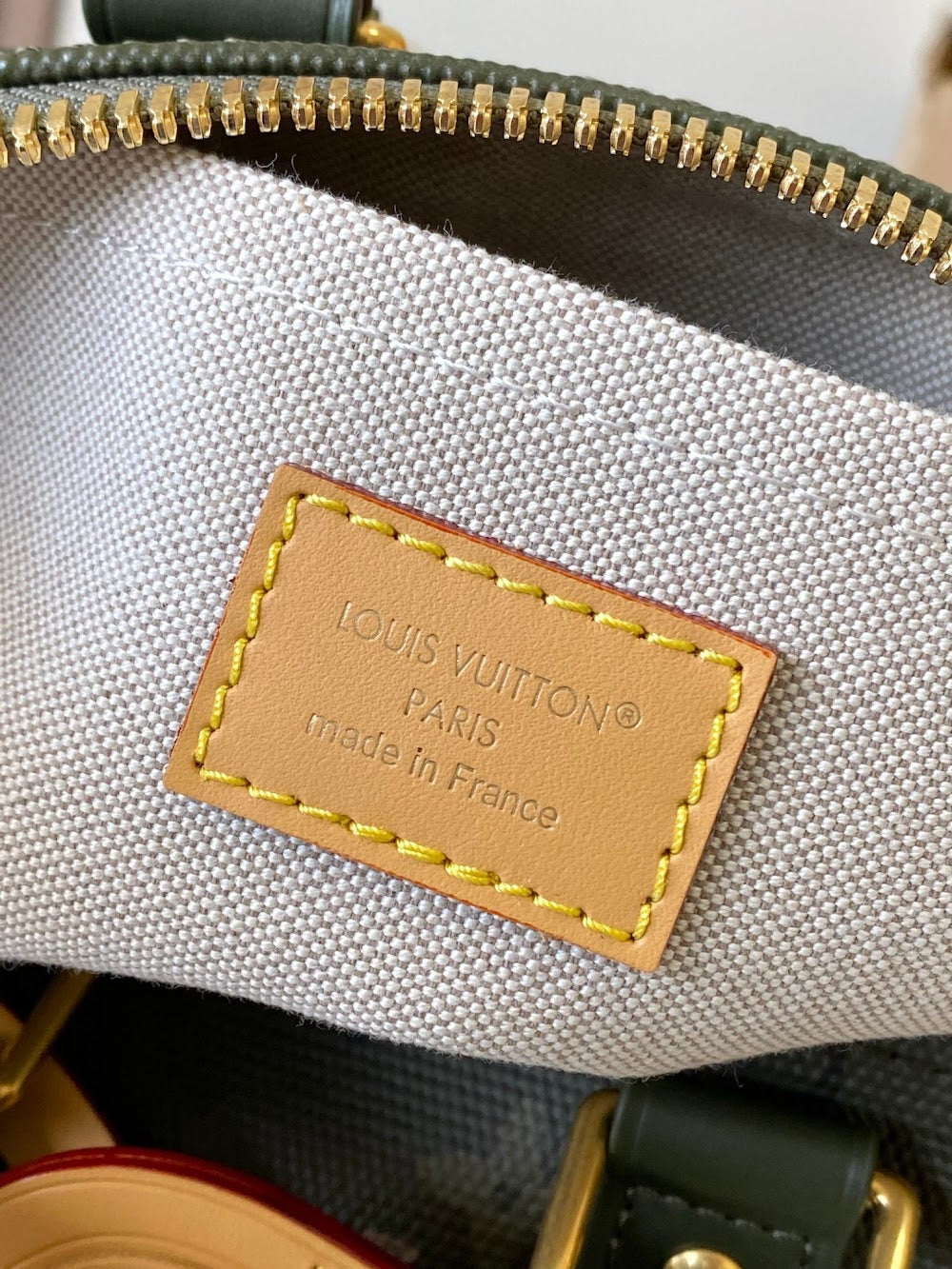 Anum Bags ln Luxury Bag --96057