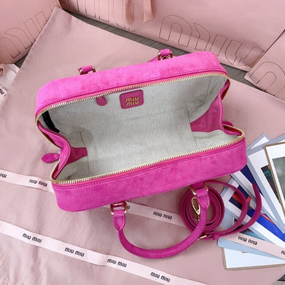 Anum Bags Miun Miun Luxury Bag --123085