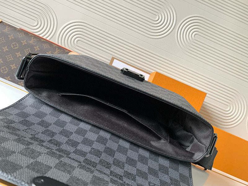 Anum Bags ln Luxury Bag --70888