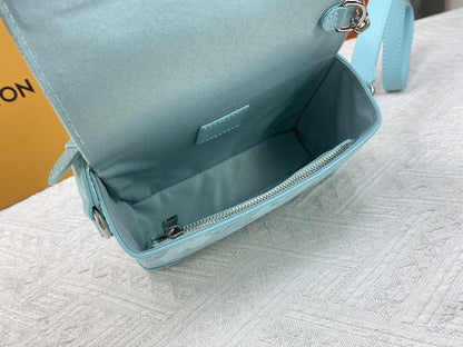 Anum Bags ln Luxury Bag --75941