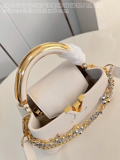Anum Bags ln Luxury Bag --95853