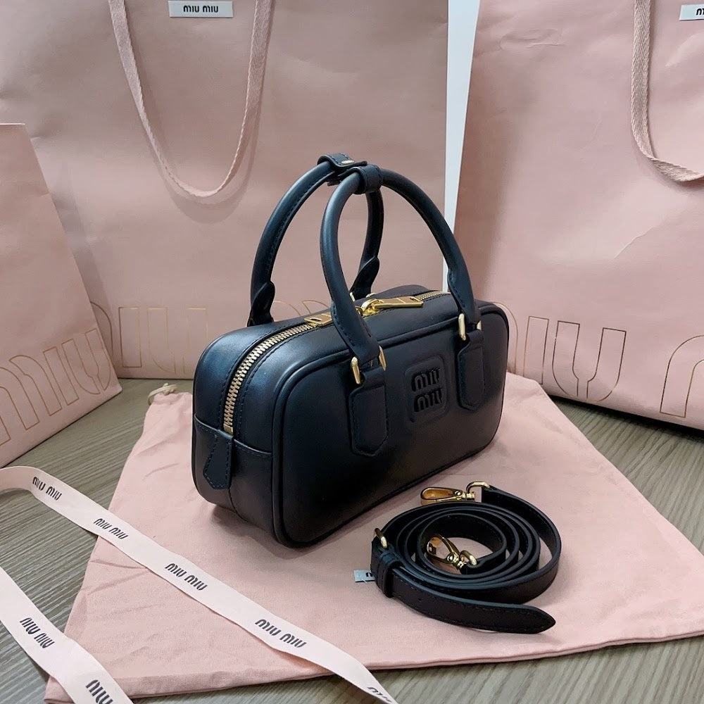 Anum Bags Miun Miun Luxury Bag --123483