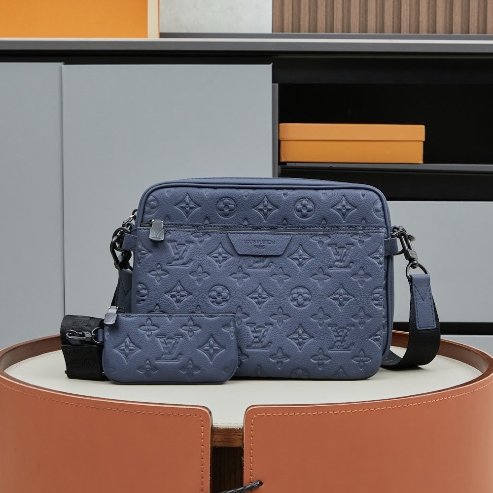 Anum Bags ln Luxury Bag --71671