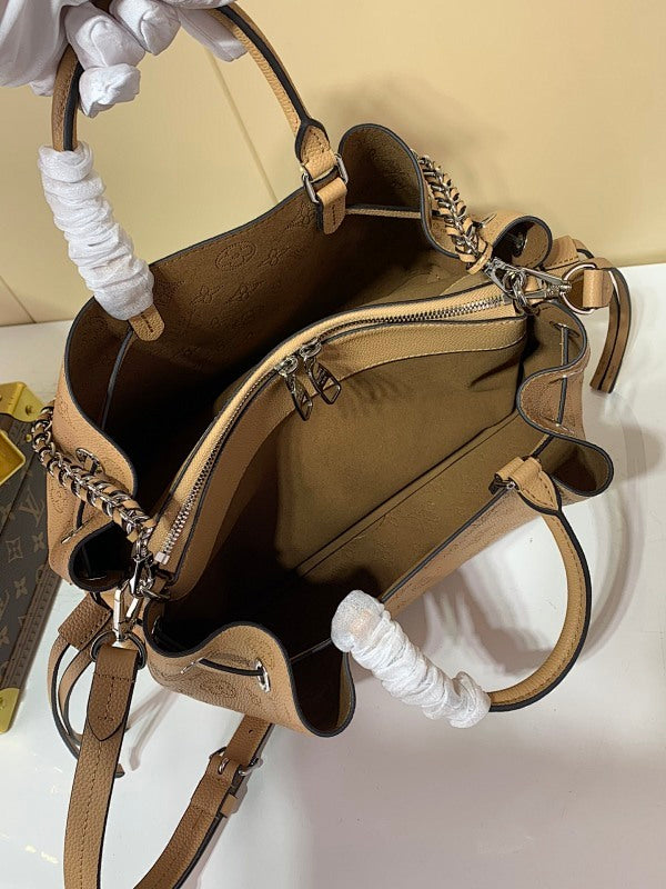 Anum Bags ln Luxury Bag --60800