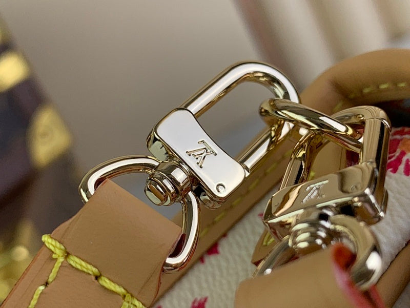 Anum Bags ln Luxury Bag --58917