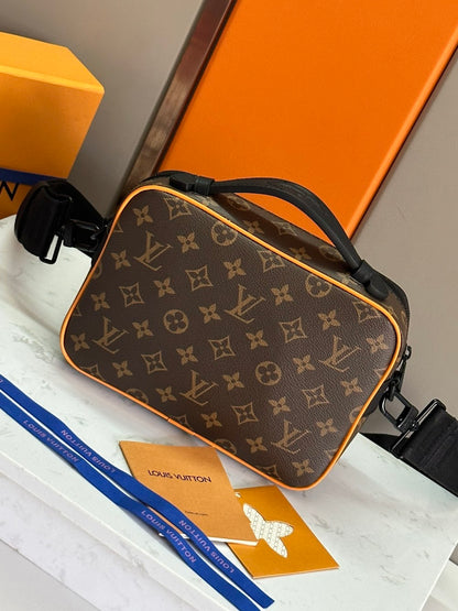 Anum Bags ln Luxury Bag --70338