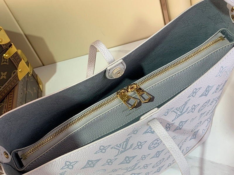 Anum Bags ln Luxury Bag --62475