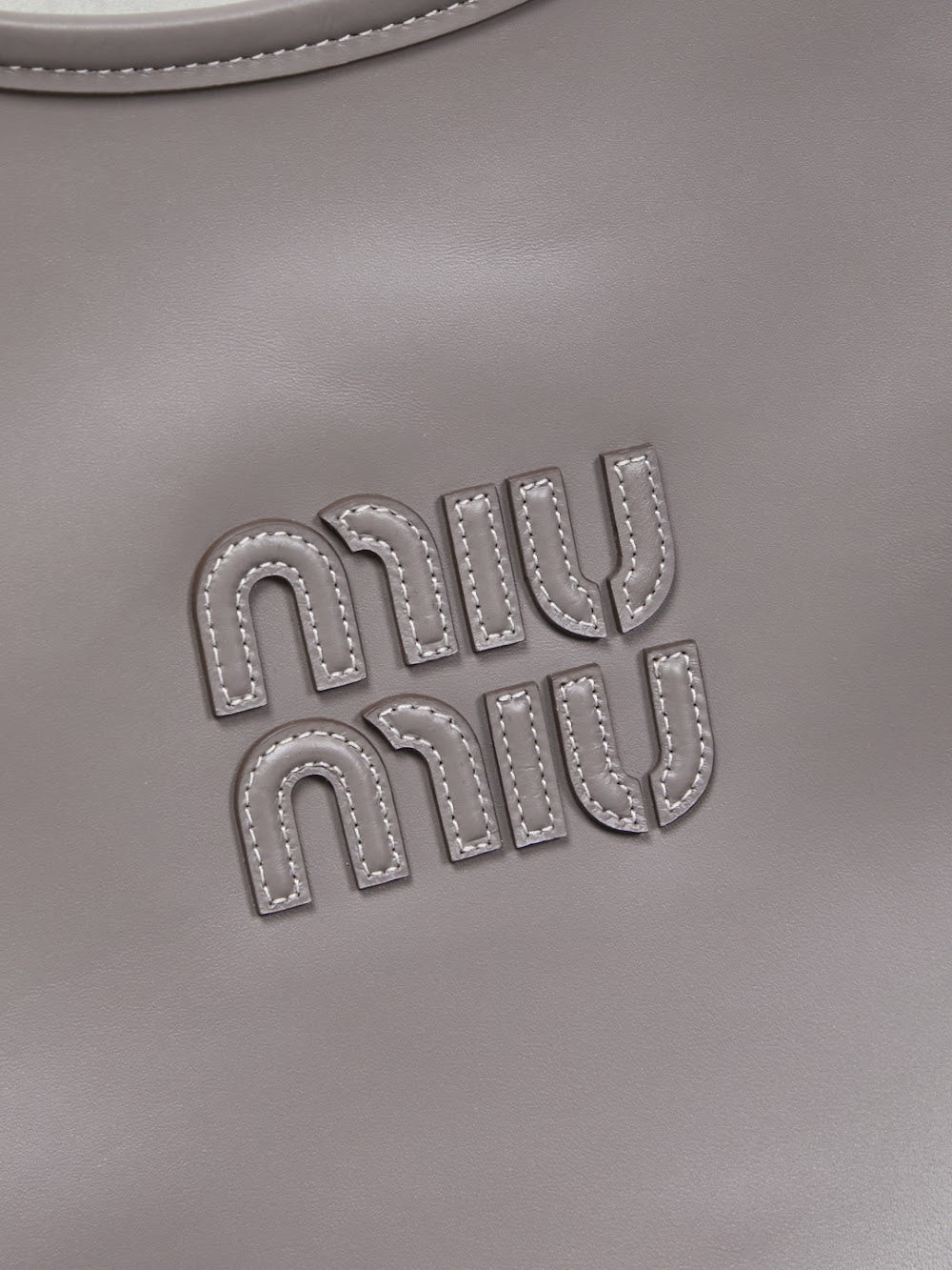 Anum Bags Miun Miun Luxury Bag --123104