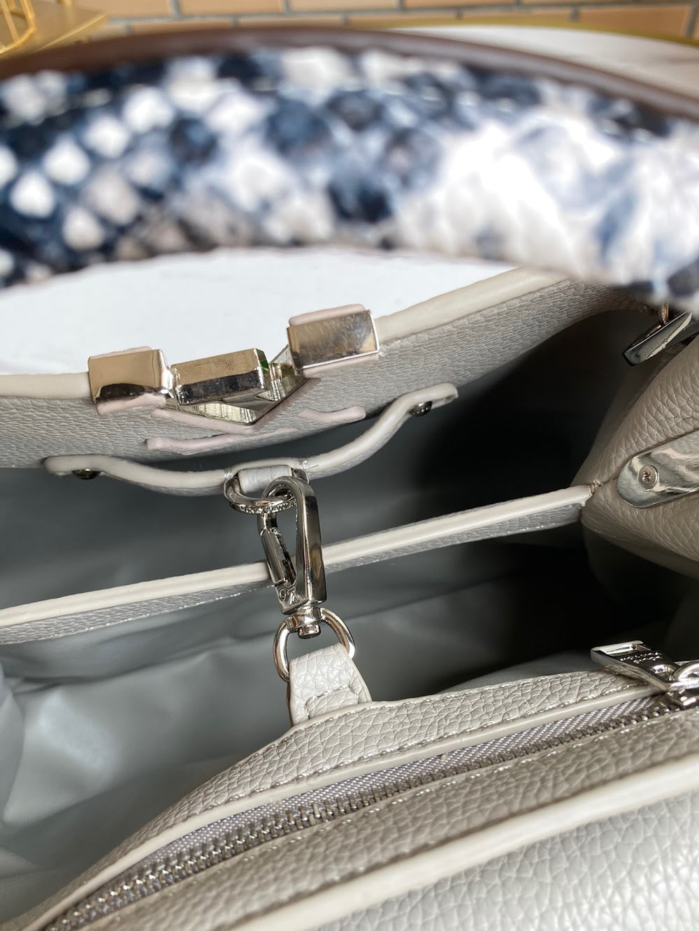 Anum Bags ln Luxury Bag --78055