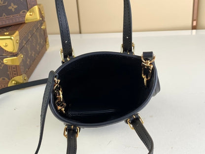 Anum Bags ln Luxury Bag --61696