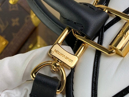Anum Bags ln Luxury Bag --61988