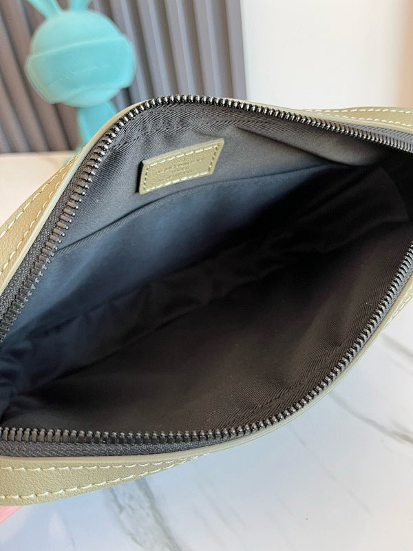 Anum Bags ln Luxury Bag --71100