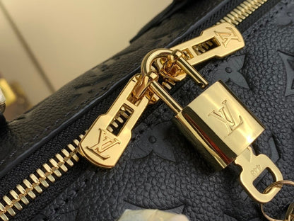 Anum Bags ln Luxury Bag --57611