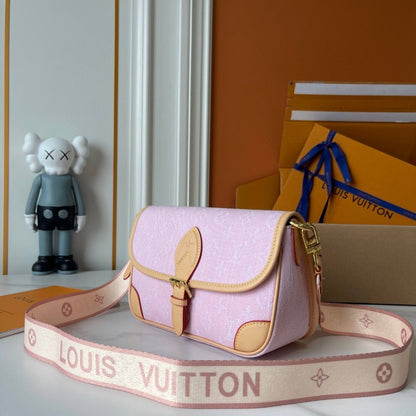 Anum Bags ln Luxury Bag --76960