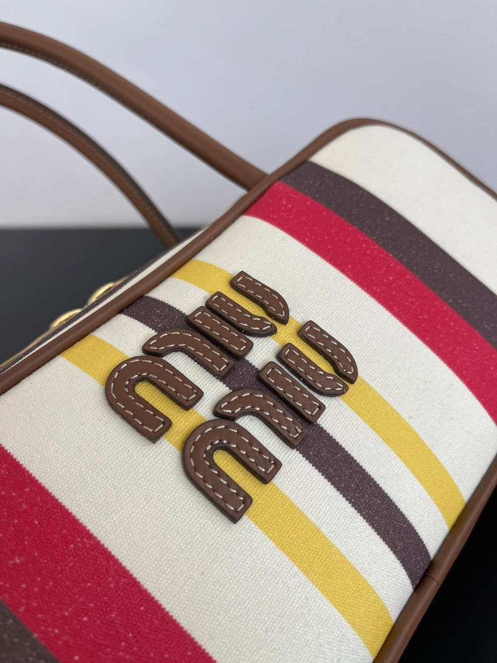 Anum Bags Miun Miun Luxury Bag --123346