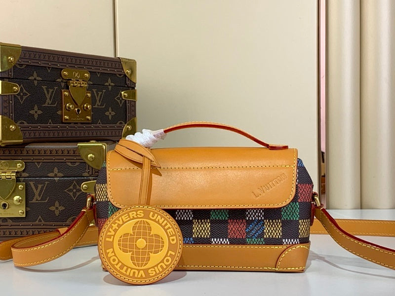 Anum Bags ln Luxury Bag --62695