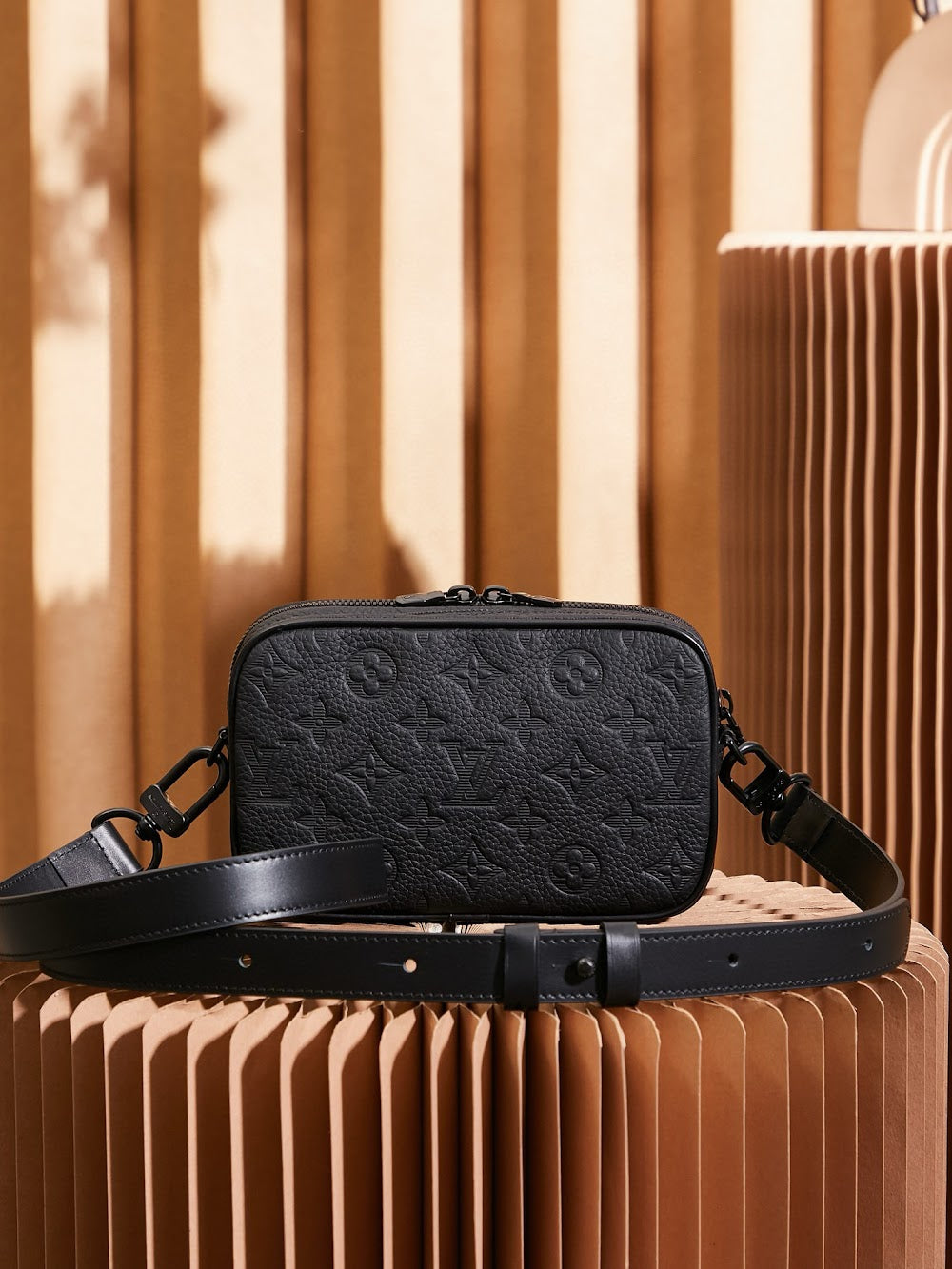 Anum Bags ln Luxury Bag --71359