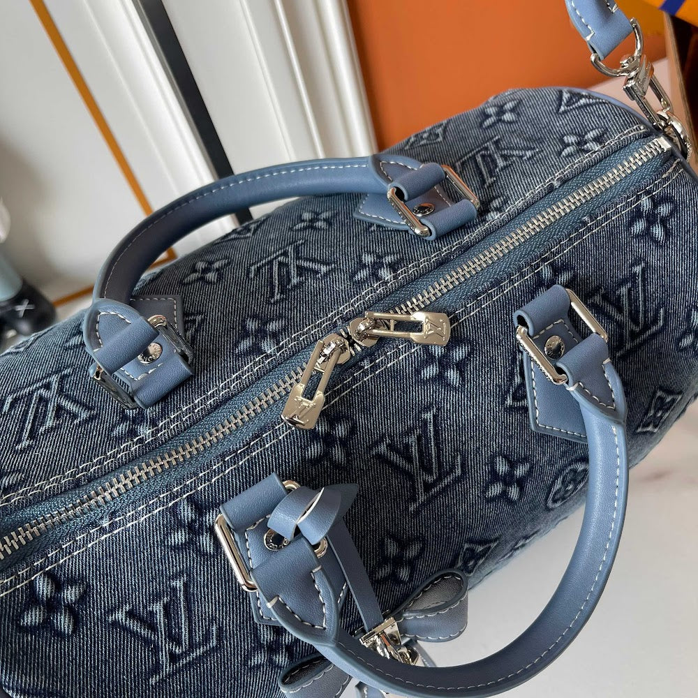 Anum Bags ln Luxury Bag --77275