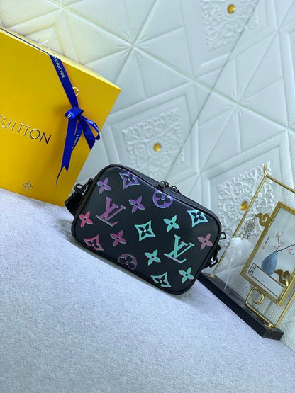 Anum Bags ln Luxury Bag --70068