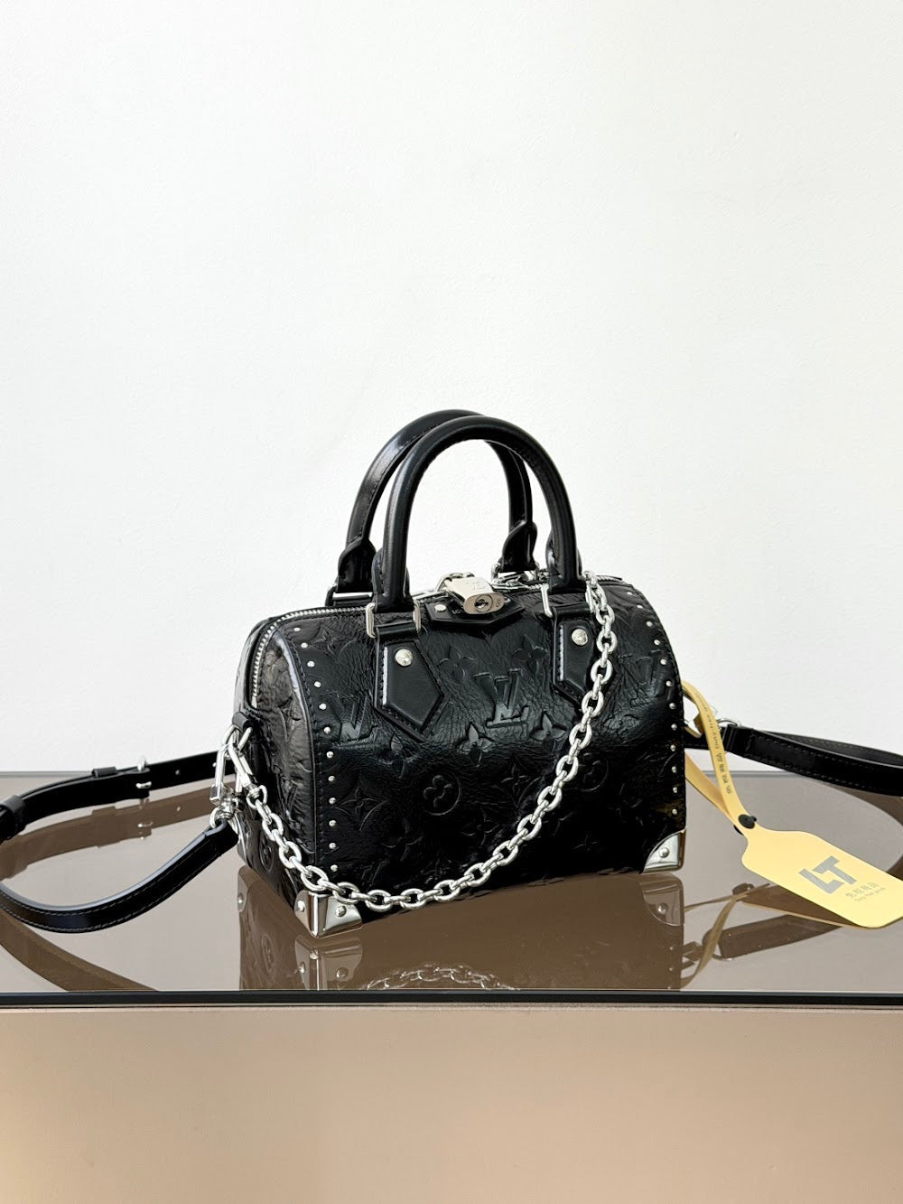 Anum Bags ln Luxury Bag --96386