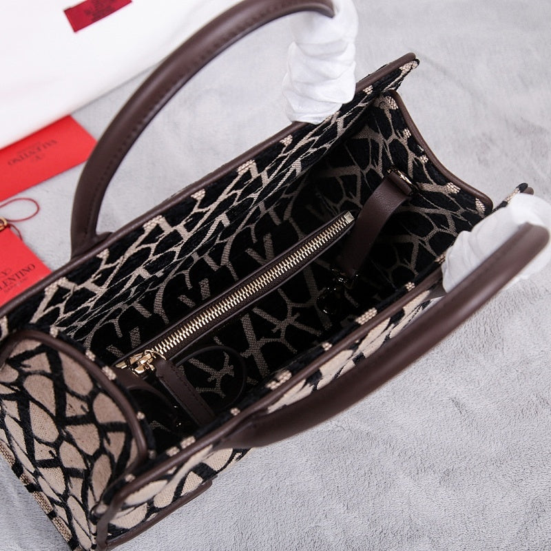 Anum Bags valentine Luxury Bag --72509