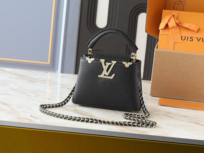 Anum Bags ln Luxury Bag --76883