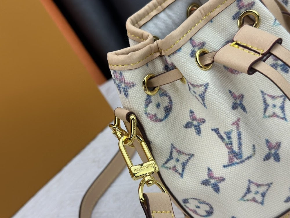 Anum Bags ln Luxury Bag --76137