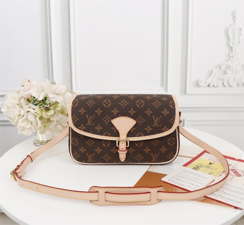 Anum Bags ln Luxury Bag --75652