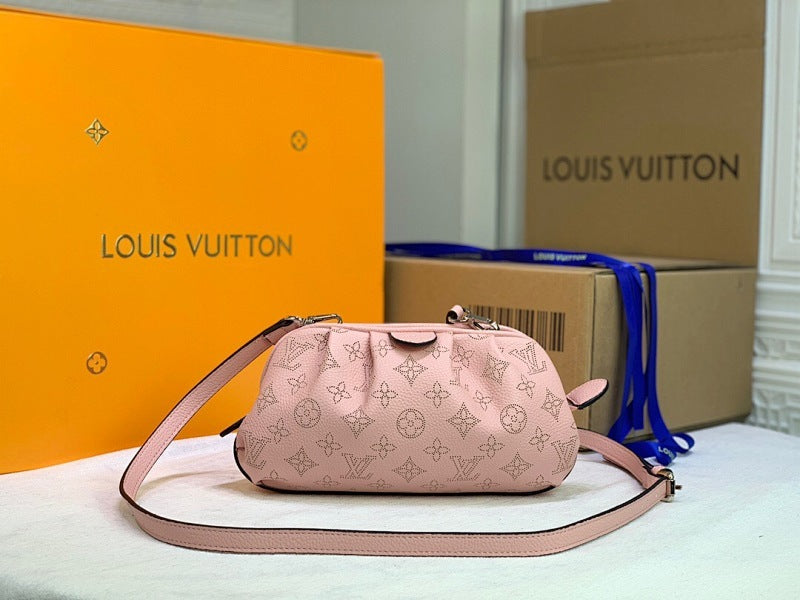 Anum Bags ln Luxury Bag --77952