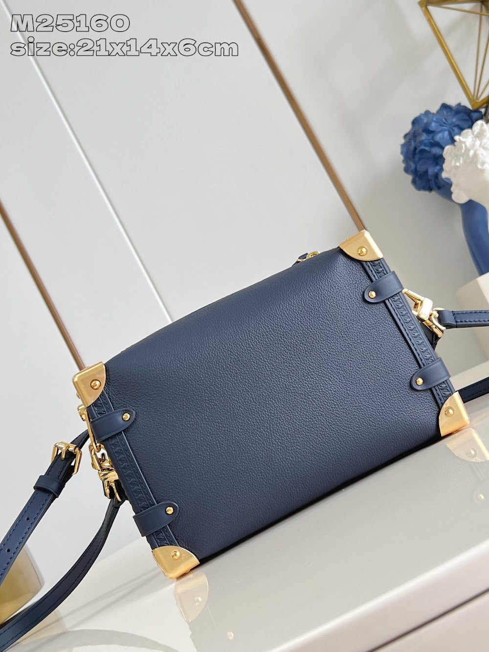 Anum Bags ln Luxury Bag --96855