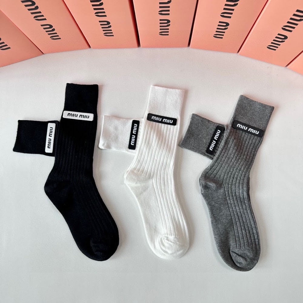 Anum Bags Premium Luxury Socks --97797
