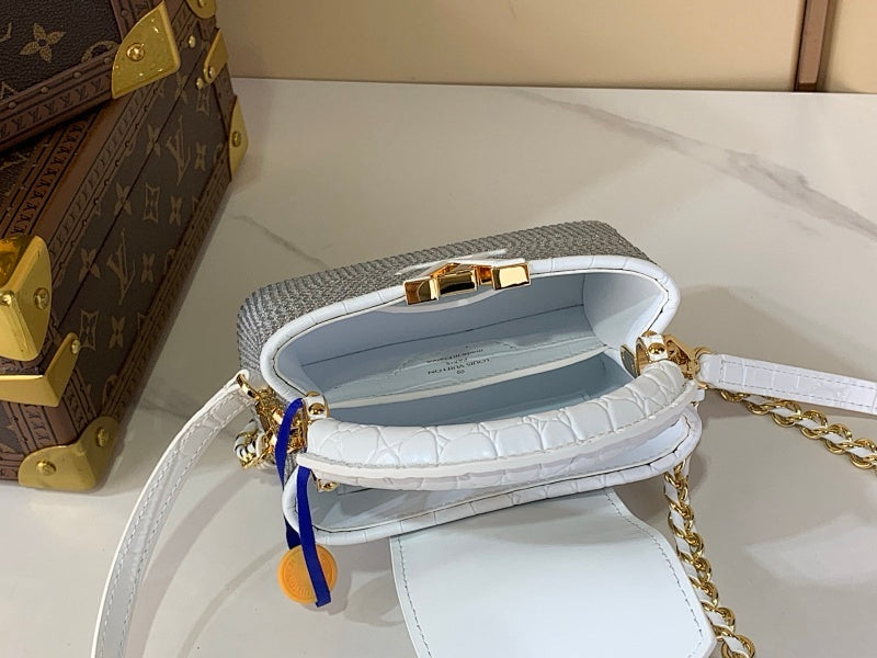 Anum Bags ln Luxury Bag --62903