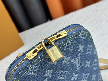 Anum Bags ln Luxury Bag --76131
