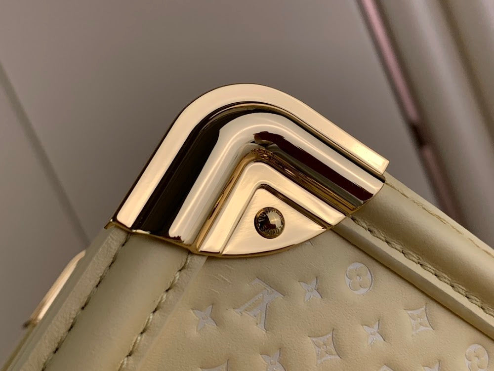Anum Bags ln Luxury Bag --61557