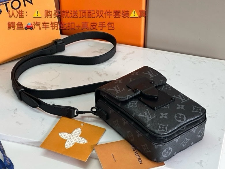 Anum Bags ln Luxury Bag --70735