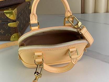 Anum Bags ln Luxury Bag --62231