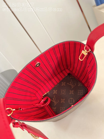 Anum Bags ln Luxury Bag --96451