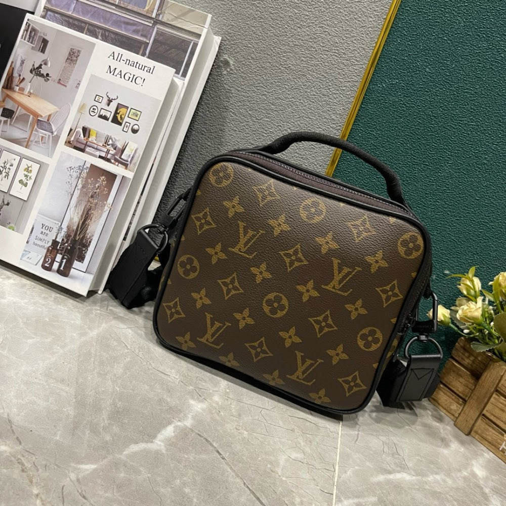 Anum Bags ln Luxury Bag --71348