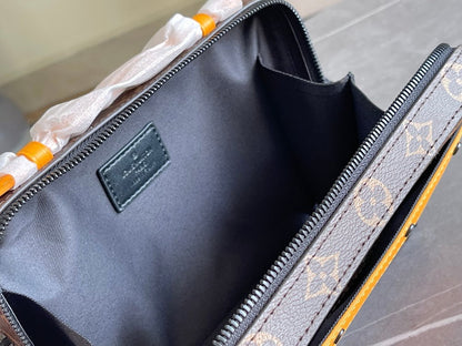 Anum Bags ln Luxury Bag --70678