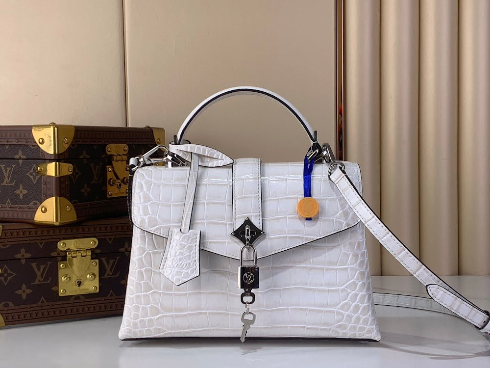 Anum Bags ln Luxury Bag --96249
