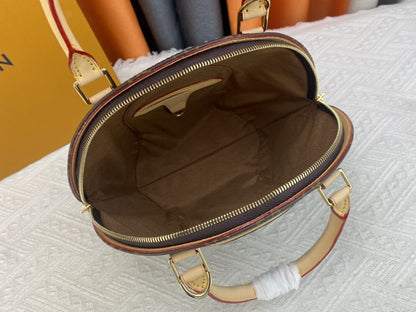 Anum Bags ln Luxury Bag --75996